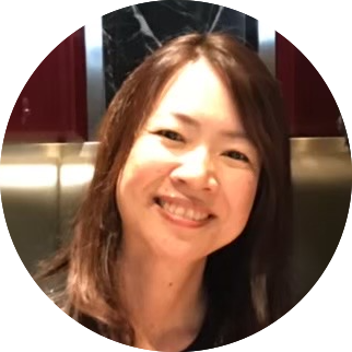 富岡ひとみ